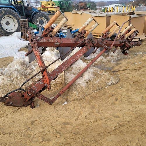 Used International 710 Tillage parts.