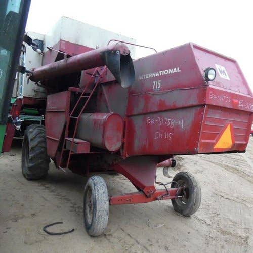 Used International 715 Combine parts.