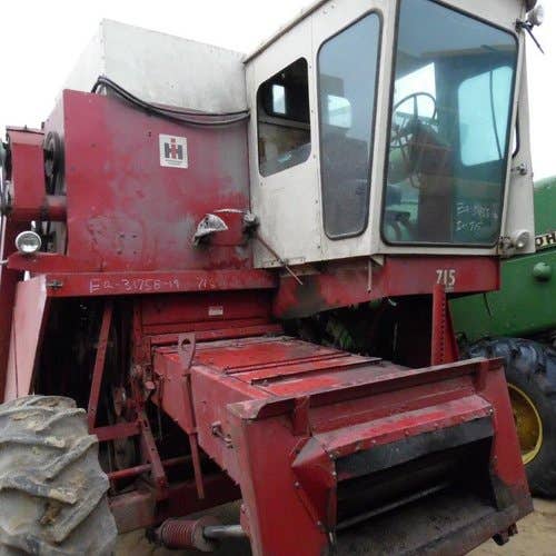 Used International 715 Combine parts.