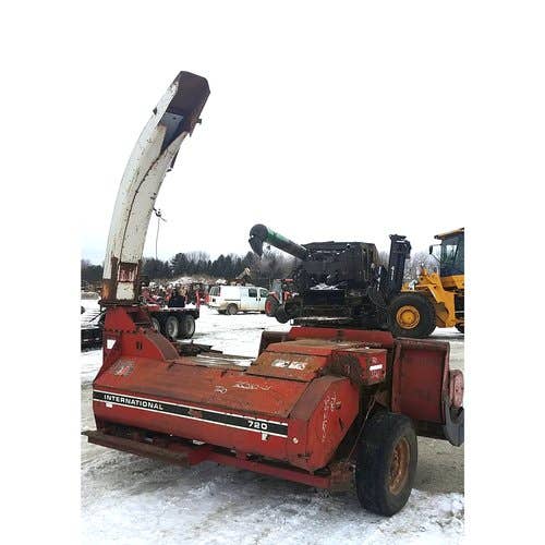 Used International 720 Harvester parts.