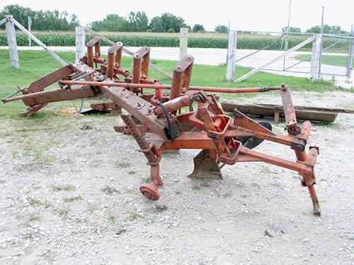 Used International 720 Tillage parts.