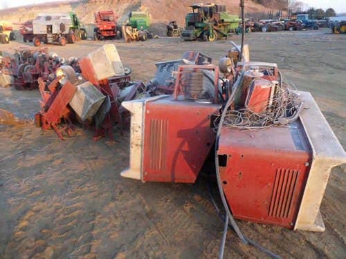 Used International 800 Planter parts.