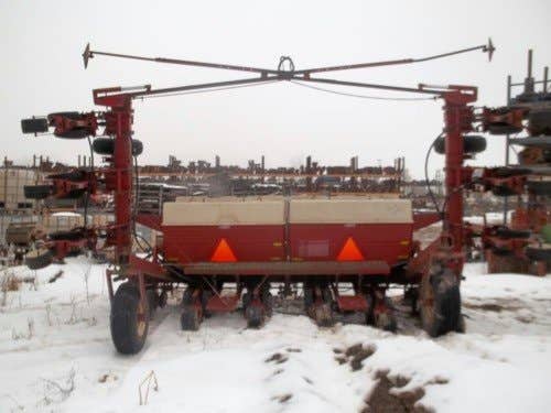 Used International 800 Planter parts.