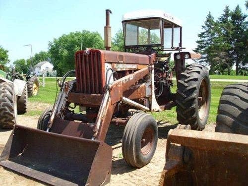 Used International 806 Tractor parts.