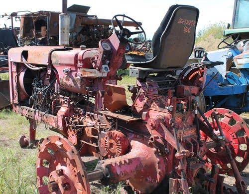 1967 Used International 806 Tractor parts.