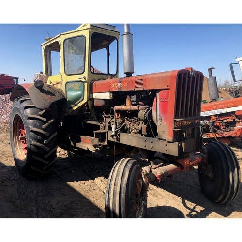 1967 Used International 806 Tractor parts.