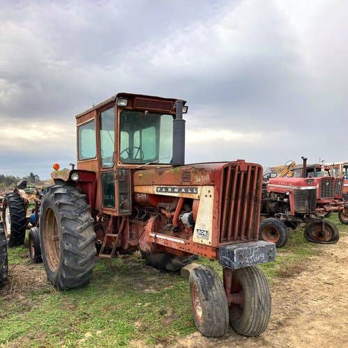 Used International 806 Tractor Parts Used International 806 Tractor Parts