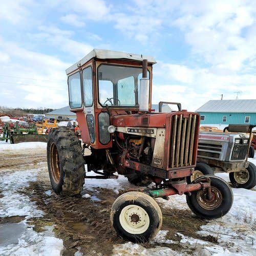 Used International 806 Tractor Parts Used International 806 Tractor Parts