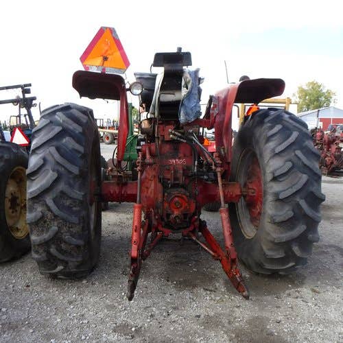 Used International 806 Tractor parts.