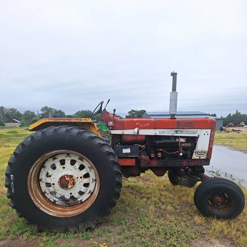 Used International 806 Tractor Parts Used International 806 Tractor Parts
