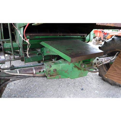 Used International 815 Combine parts.