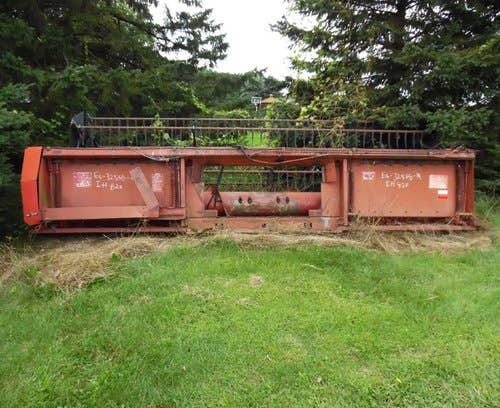 Used International 820 Header parts.