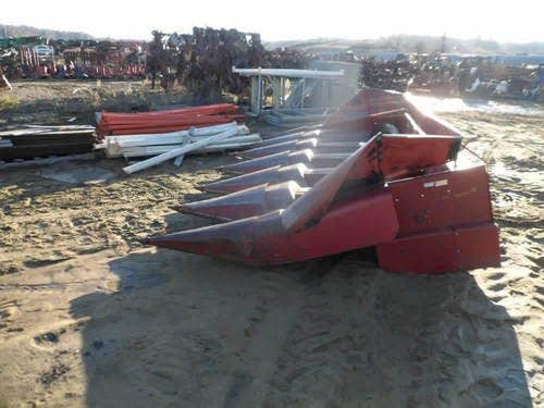Used International 863 Header parts.