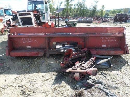 Used International 863 Header parts.