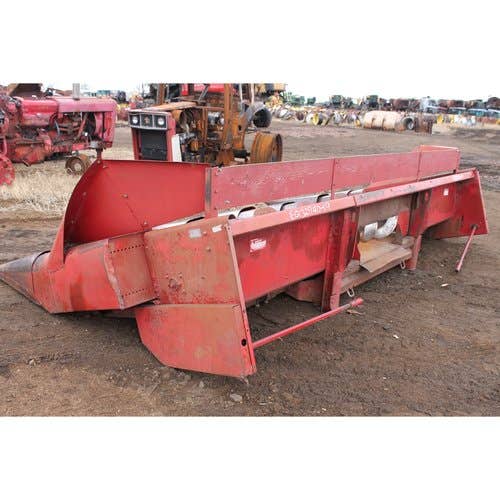 Used International 863 Header parts.