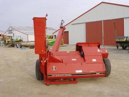 Used International 881 Harvester parts.