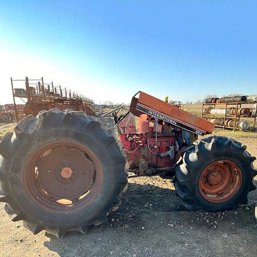Used International 884 Tractor Parts Used International 884 Tractor Parts