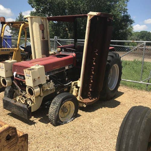 Used International 885 Tractor Parts