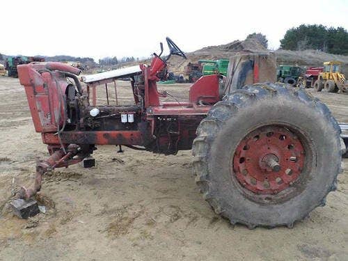 Used International 886 Tractor parts.