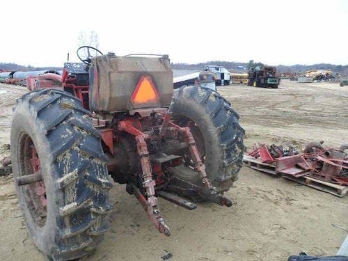 Used International 886 Tractor parts.