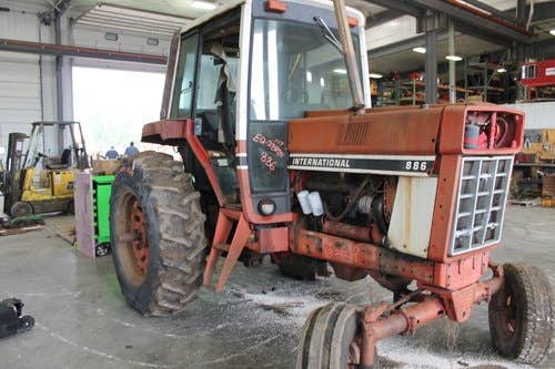 Used International 886 Tractor parts.