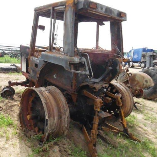 Used International 886 Tractor parts.