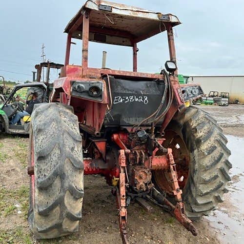 Used International 886 Tractor parts.