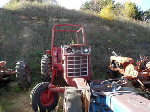 Used International 986 Tractor parts.