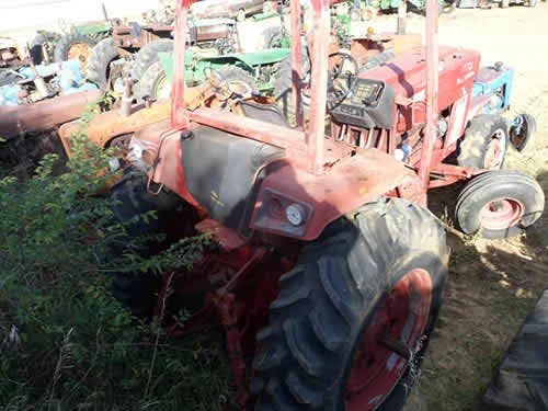 Used International 986 Tractor parts.