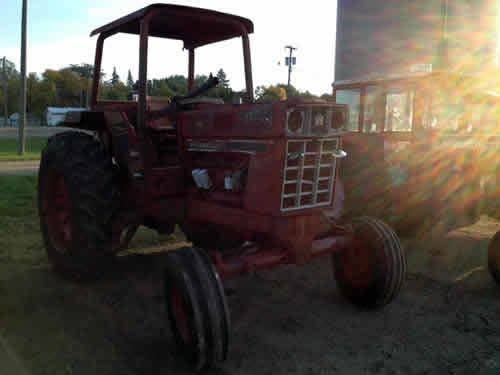 Used International 986 Tractor parts.