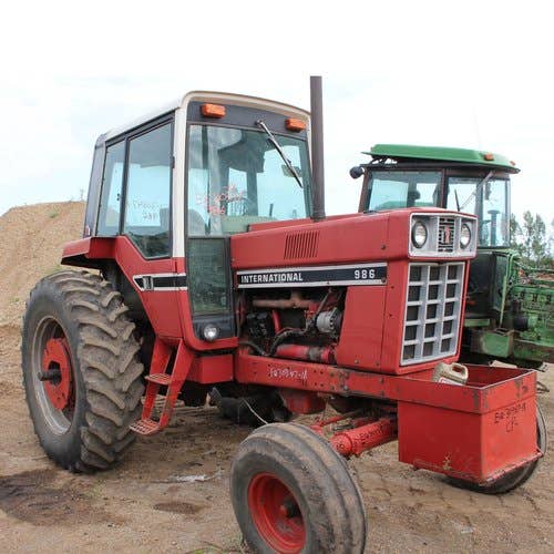 Used International 986 Tractor parts.