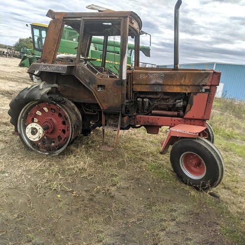 Used International 986 Tractor parts.