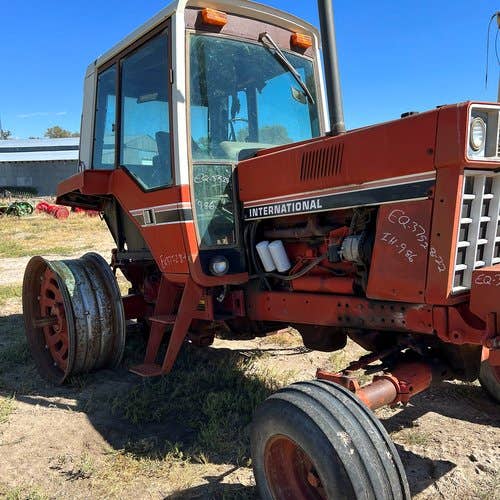 Used International 986 Tractor parts.