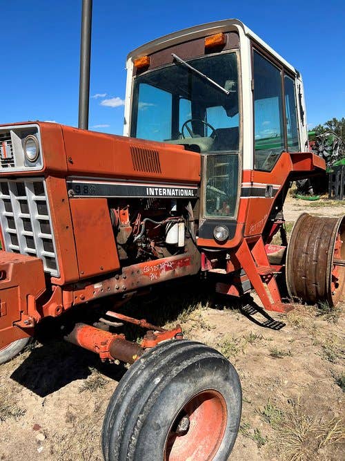 Used International 986 Tractor parts.