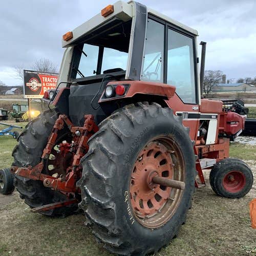 Used International 986 Tractor parts.