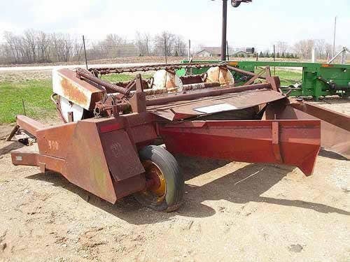 Used International 990 Hay Cutting parts.