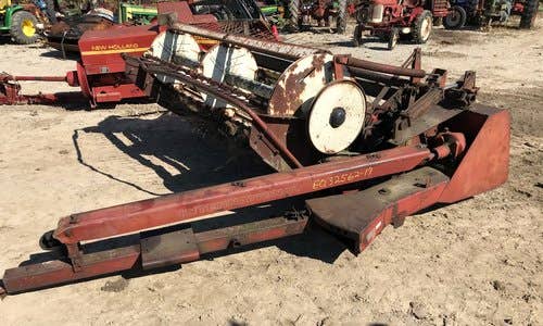 Used International 990 Hay Cutting parts.