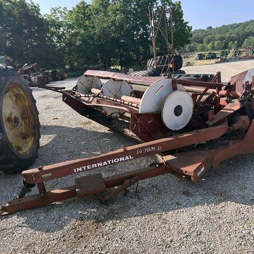 Used International 990 Hay Cutting parts.