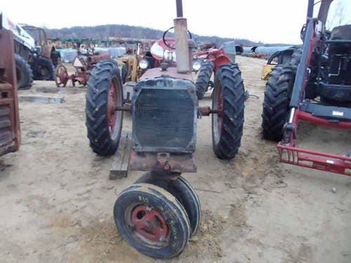 Used International C Tractor parts.