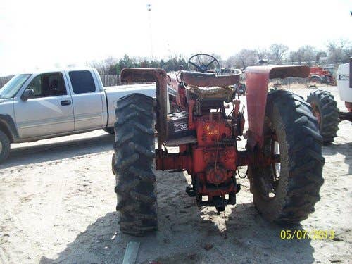Used International Hydro 86 Tractor parts.