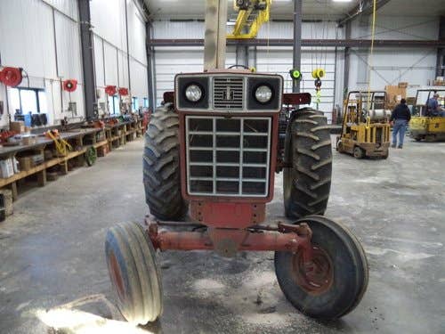 Used International Hydro100 Tractor parts.