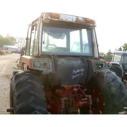 Used International Hydro186 Tractor parts.