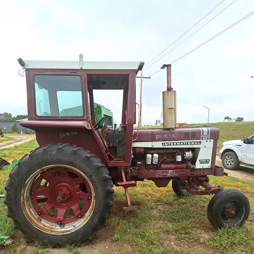 Used International Hydro70 Tractor parts.