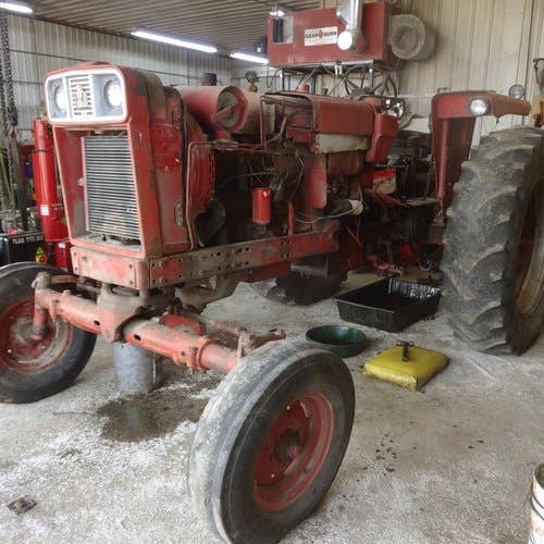 Used International hydro70 Tractor parts.