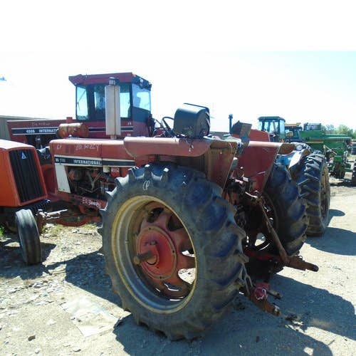 Used International HYDRO86 Tractor parts.