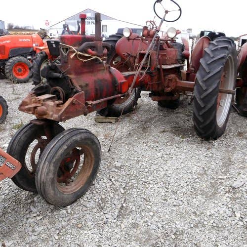Used International SuperC Tractor parts.