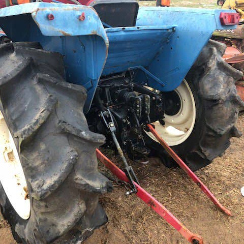 Used Iseki tl3201 Tractor parts.
