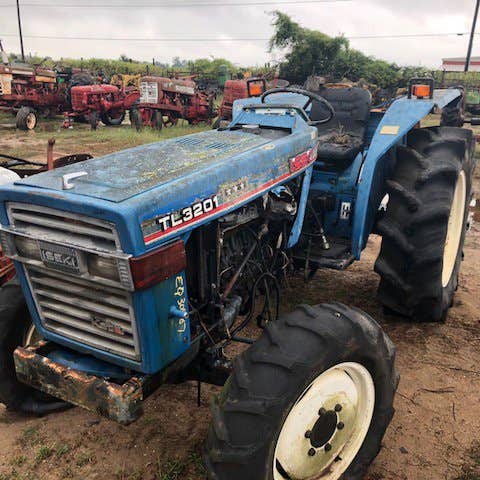 Used Iseki tl3201 Tractor parts.