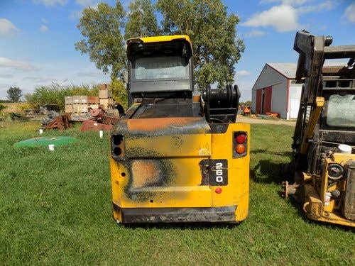 Used JCB 260 Skid Steer Loader parts.