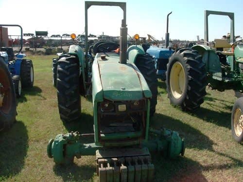 Used John Deere 1250 Tractor parts.